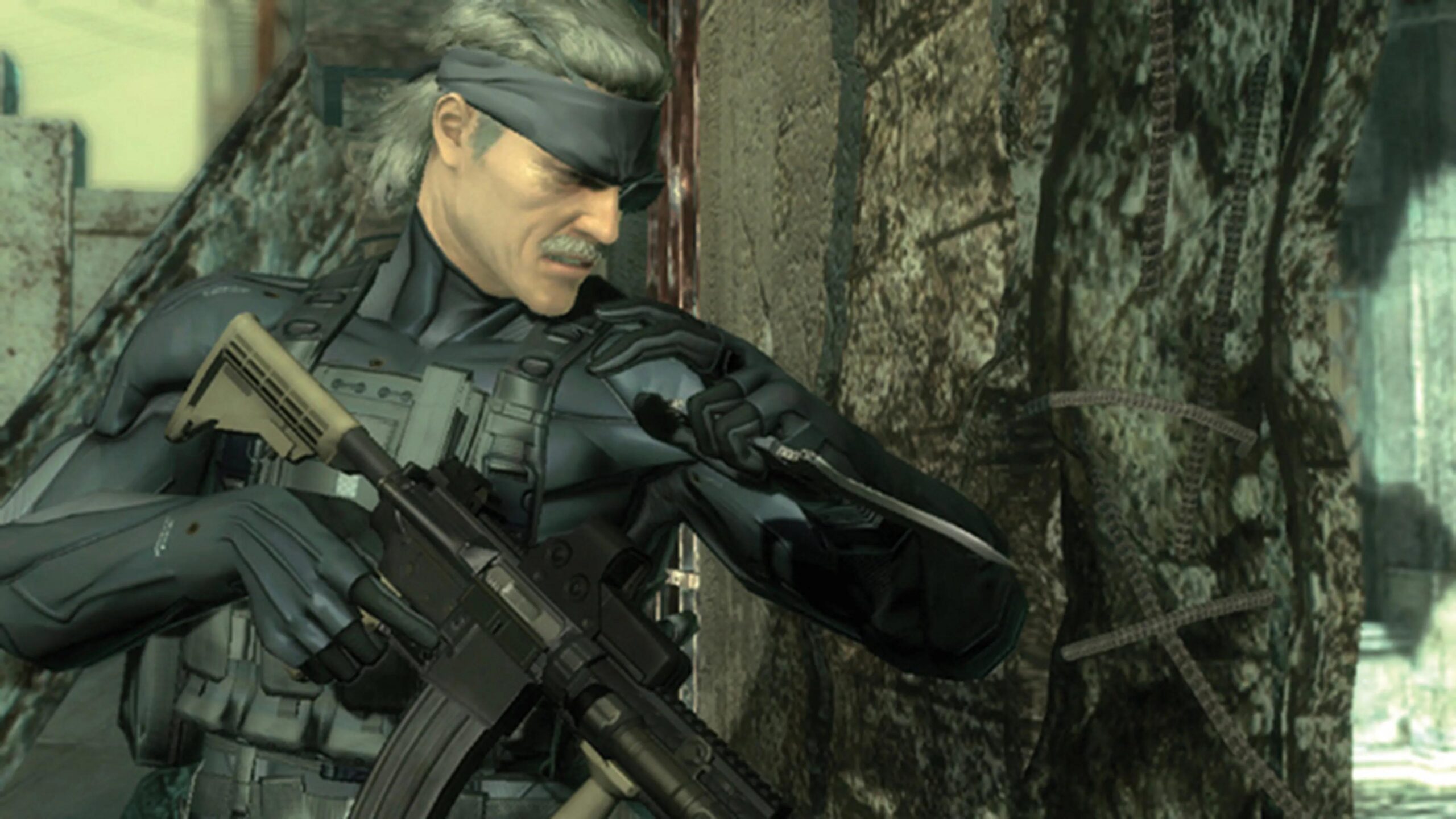 Metal Gear Solid 4 rodava bem no Xbox 360, mas exigia muitos discos