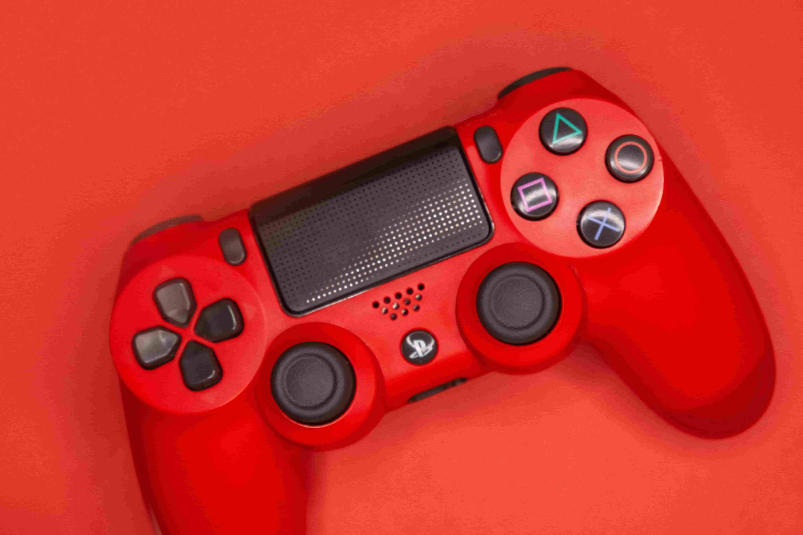 Mais de 2,3 mil jogos para PS4 e PS5 têm até 90% de desconto; confira