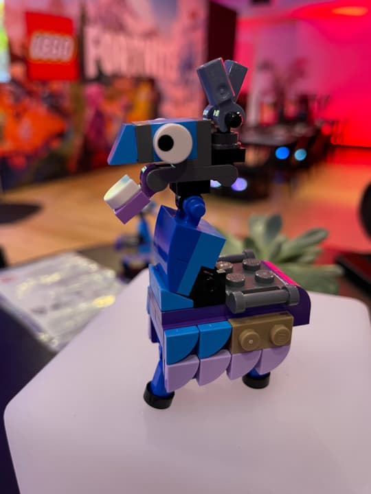 LEGO Fortnite já está disponível