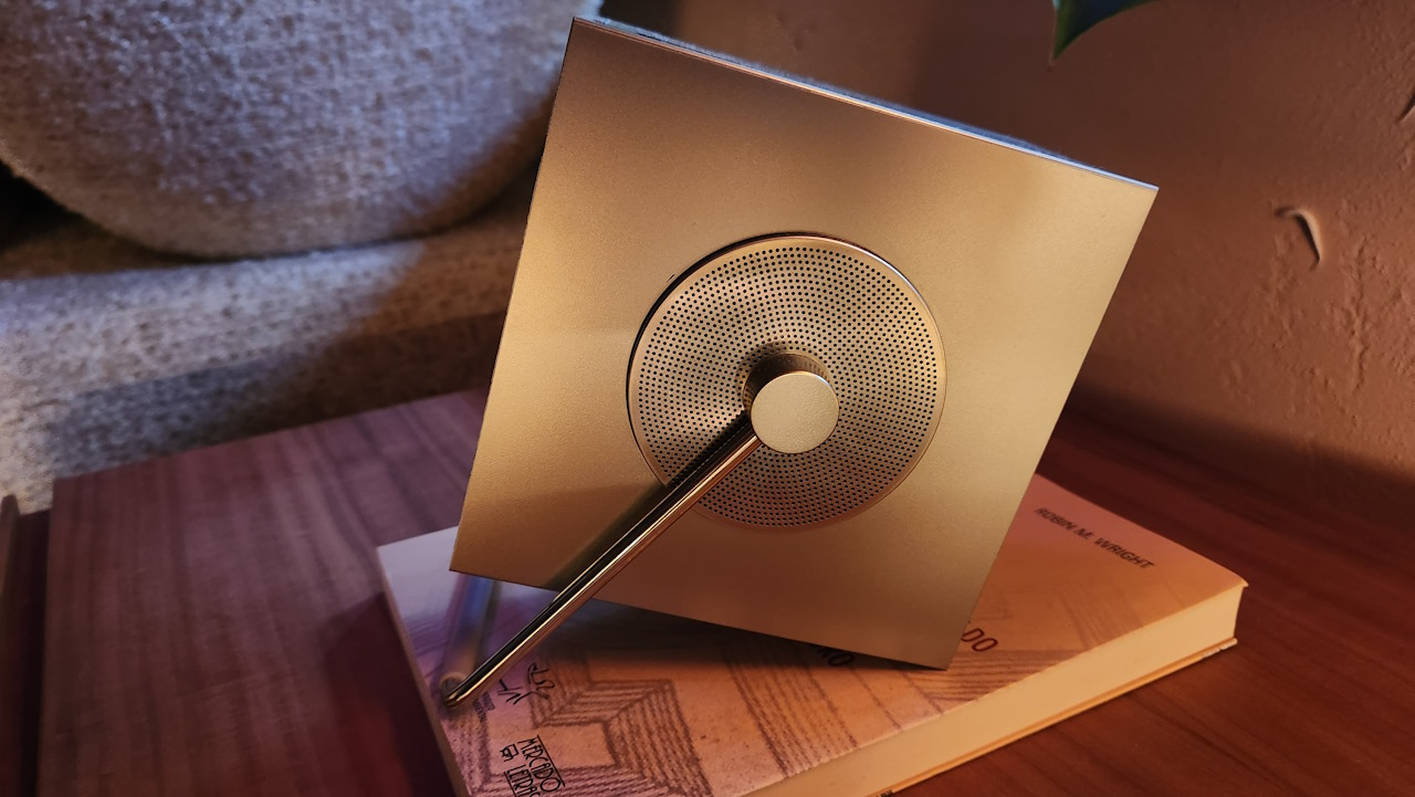 LG CineBeam Q - alça 360