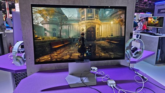 Samsung Odyssey 3D (3)