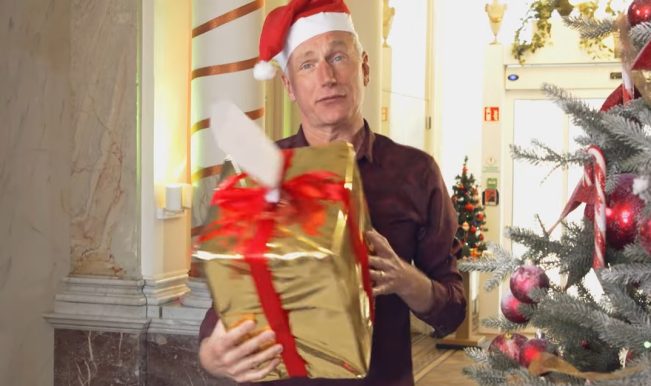 Larian Studios vídeo de Natal