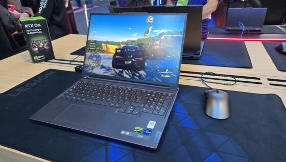 Notebook da Lenovo na Gamescom Latam 2025