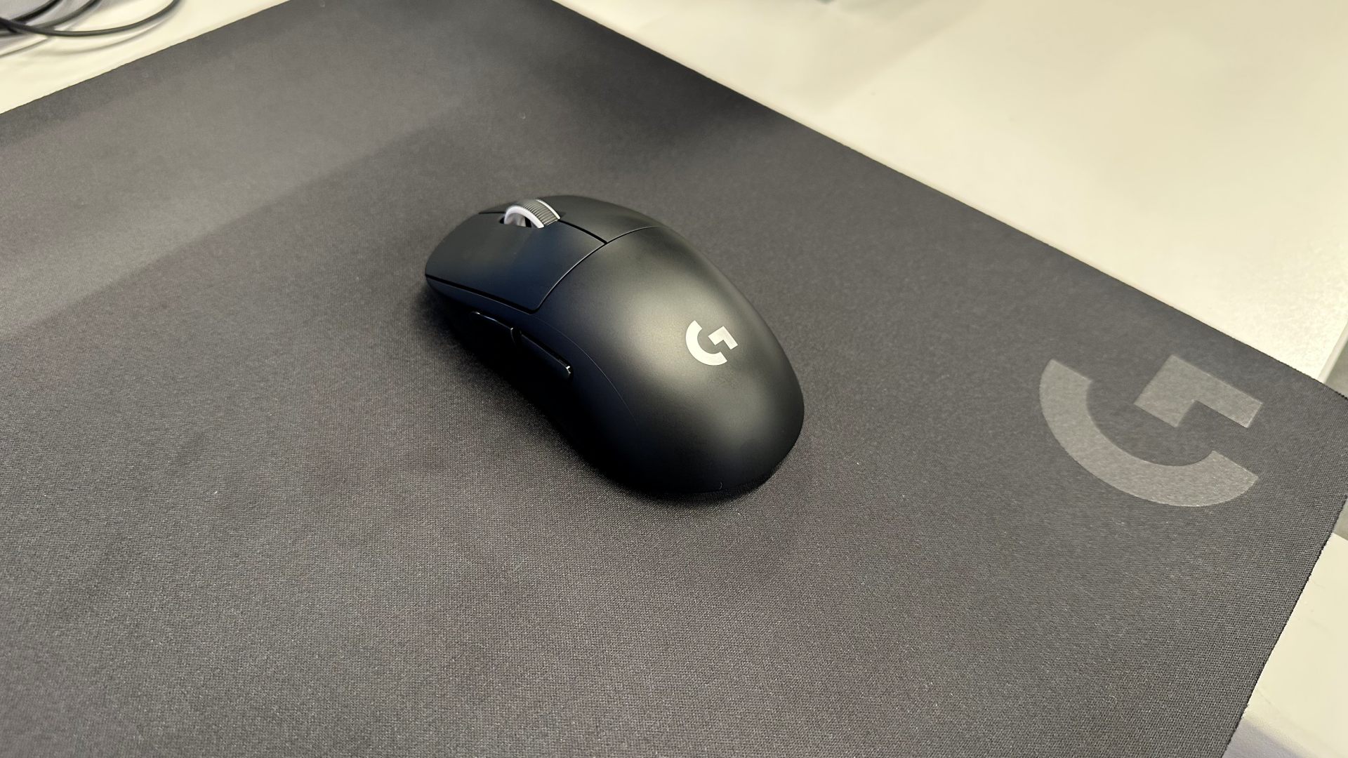 G PRO X SUPERLIGHT 2c LIGHTSPEED