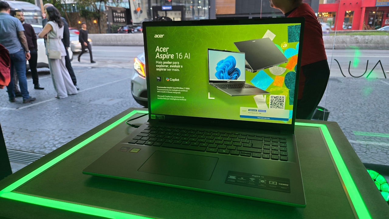 Acer Aspire 16 AI