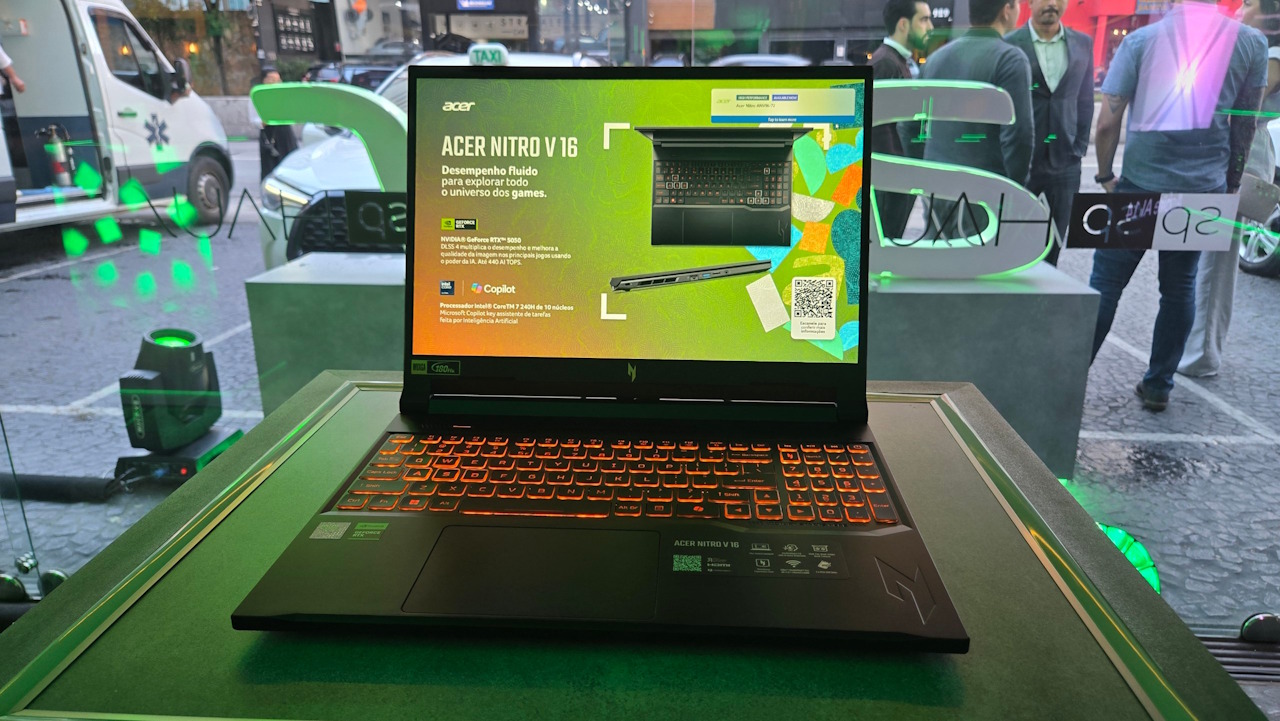 Acer Nitro V16
