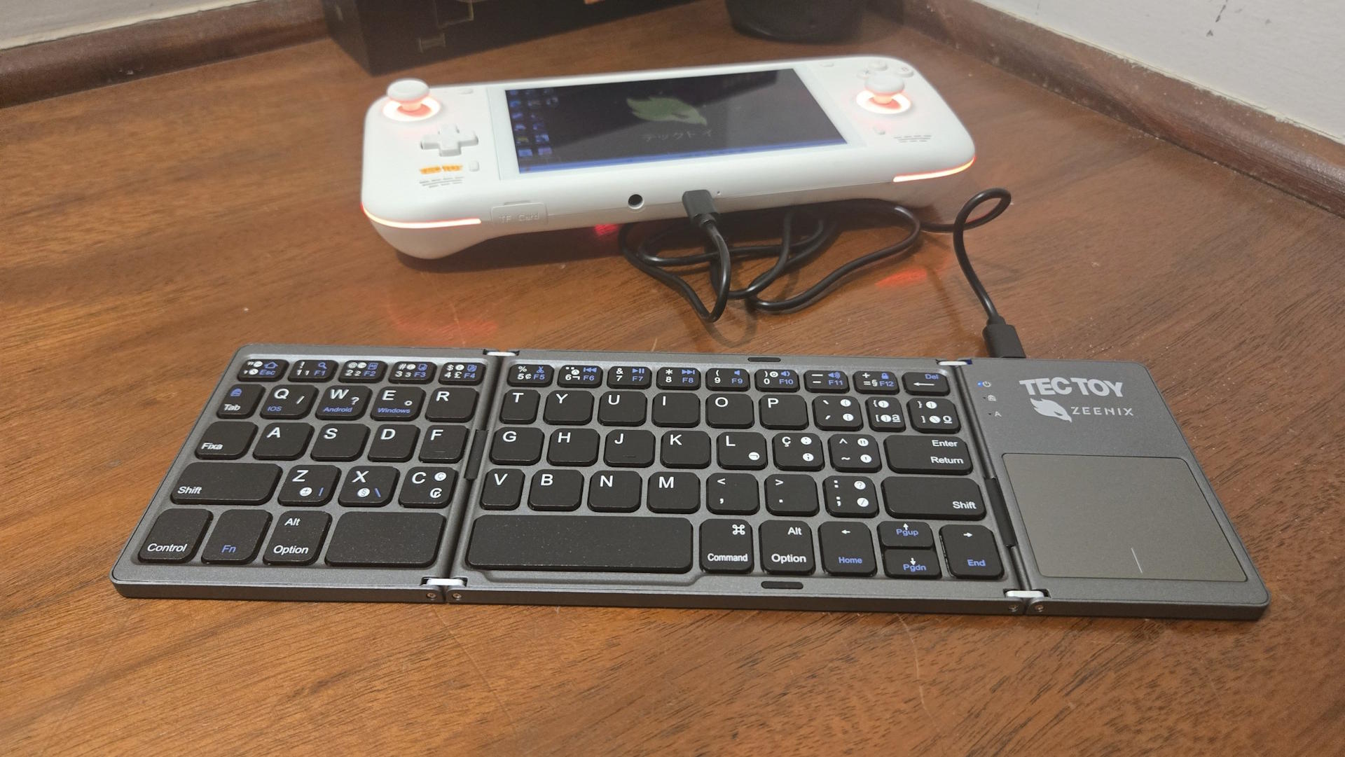 Zeenix Pro Zeenix Pro - teclado com touchpad