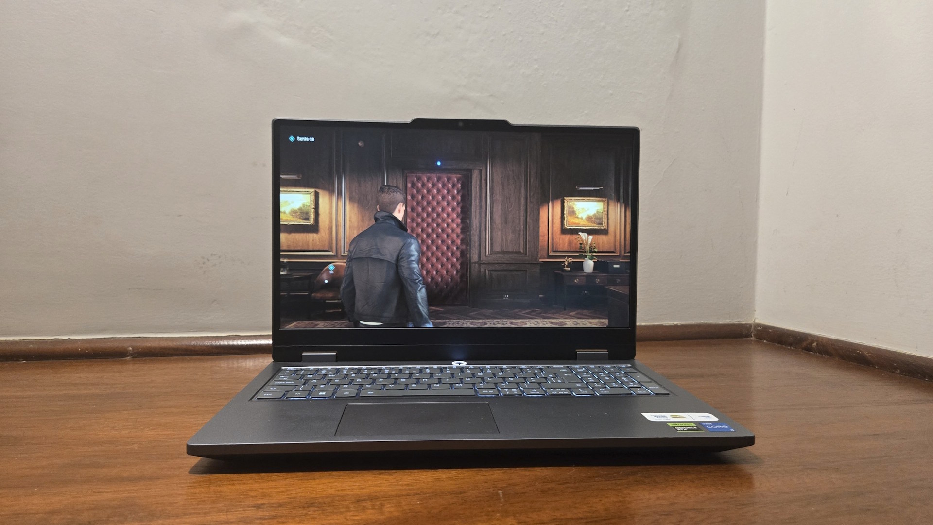 Lenovo LOQ-e - tela