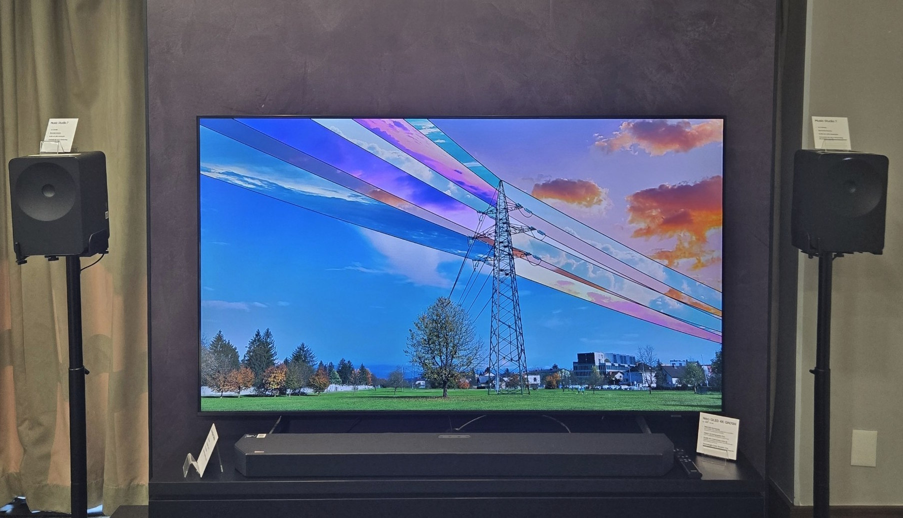 Samsung TV Samsung - NEO QLED QN70H